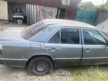 mazda 3: Mercedes-Benz W124: 1987 г., 2.3 л, Механика, Бензин, Седан — 2