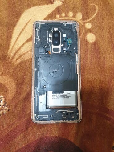 Samsung Galaxy S9 Plus, Б/у, 64 ГБ, цвет - Золотой, 1 SIM