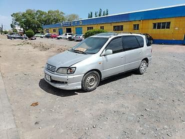 gac aion v: Toyota Picnic: 1999 г., 2 л, Механика, Бензин, Минивэн — 4