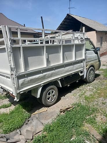 mazda bongo: Легкий грузовик, Mazda, Стандарт, Б/у — 1
