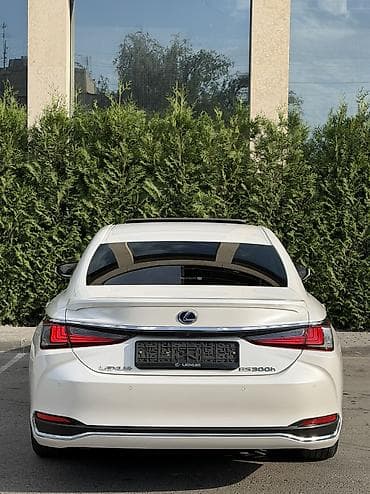 sprinter 2 7: Lexus ES: 2020 г., 2.5 л, Вариатор, Гибрид, Седан — 4