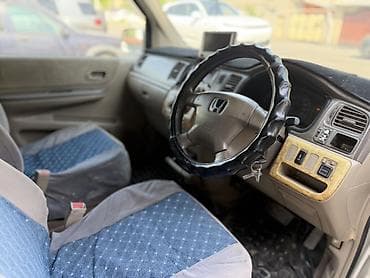 pm 2 5: Honda Stepwgn: 2003 г., 2 л, Автомат, Газ, Минивэн — 6