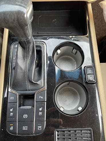 sprinter 2008: Kia Carnival: 2018 г., 2.2 л, Автомат, Дизель, Минивэн — 4