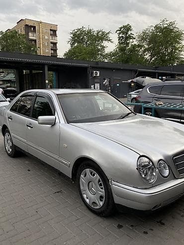 молдинг е34: Mercedes-Benz E-Class: 1999 г., 2 л, Автомат, Бензин, Седан — 3