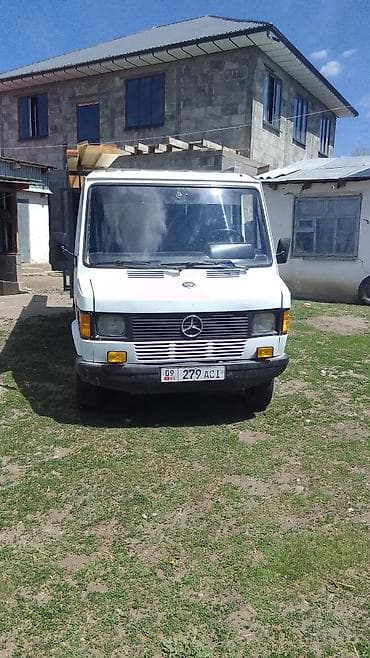 124 w124: Mercedes-Benz T1: 1989 г., 0.3 л, Механика, Дизель, Пикап — 2