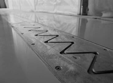 Терезелер жана комплектөөчүлөр: Стяжка, Монолит, Колонналар Кепилдиги, Акысыз консультация, Монтаждоо 6 жылдан ашык тажрыйба — 8