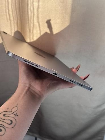 дисплей 11: Планшет, Apple, 11" - 12", Классический цвет - Серый — 3