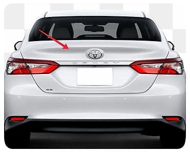 Автозапчасти: Крышка багажника Toyota, 2020 г., Б/у, Оригинал — 1