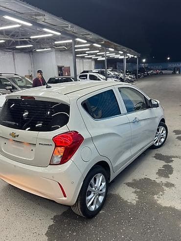 chevrolet cobilt: Chevrolet Spark: 2020 г., 1 л, Вариатор — 4