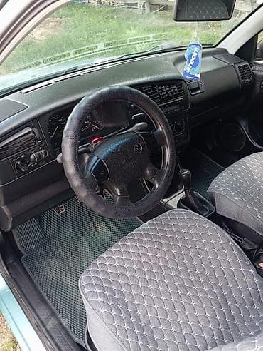 forester 2022: Volkswagen Golf: 1993 г., 1.8 л, Механика, Бензин, Хэтчбэк — 7