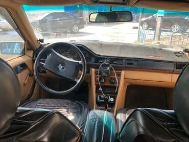 диск bbs: Седан Mercedes-Benz с кузовом E-класса (W124) бежевого цвета — 11