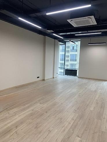 Аренда офисов, 60 м², В бизнес центре, 1 линия at lalafo.kg Аренда офисов, 60 м², В бизнес центре, 1 линия
