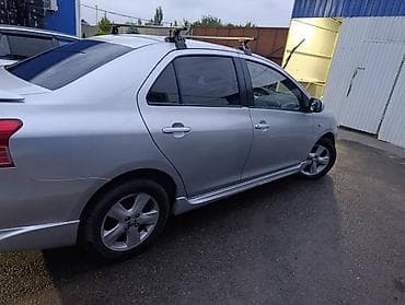 e2 byd: Toyota Yaris: 2007 г., 1.5 л, Автомат, Газ, Седан — 4