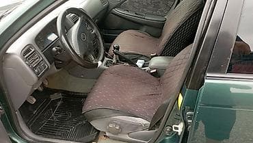 sprinter 2 2: Toyota Avensis: 1997 г., 1.8 л, Механика, Газ, Хэтчбэк — 8
