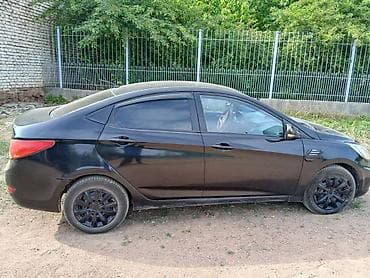 саляри: Hyundai Solaris: 2013 г., 1.6 л, Автомат, Бензин, Седан — 3