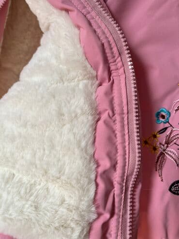 Комплекты одежды: Куртка зимняя 
1800 сом
На 5-6 лет — 4