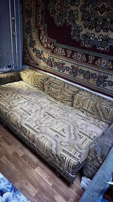 used bed: Прямой диван, Б/у — 3