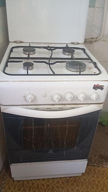t 4: Газовая плита Indesit с духовкой срочно срочно продается, состояние — 2