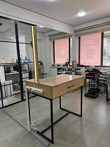 Парикмахерский/визажный стол с подсветкой - Функциональный рабочий — 2