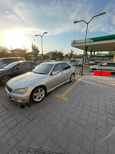 Транспорт: Lexus IS: 2003 г., Автомат, Бензин, Седан — 5