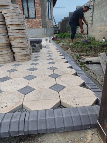 стол для плиты: Тротуарная плитка, Ноги великана, Бетонная, Для лестниц, Новый — 4