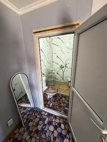 ремонт магазин: Комната с санузлом внутри Описание: - Уютная комната правильной формы — 6