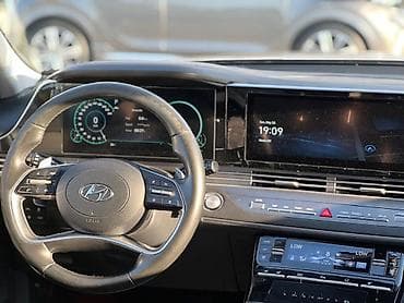 genesis 70: Hyundai Grandeur: 2021 г., 3 л, Автомат, Газ, Седан — 5