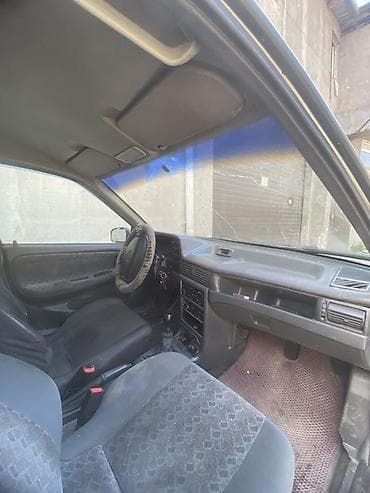 Daewoo Nexia: 2006 г., 1.5 л, Механика, Бензин, Седан