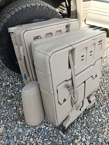 сиденье в авто: Третий ряд сидений, Toyota — 4