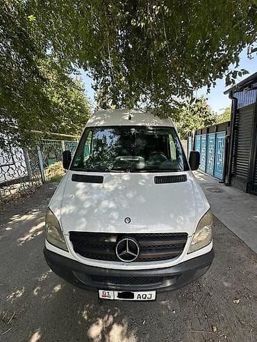 v class: Легкий грузовик, Mercedes-Benz, Новый — 1