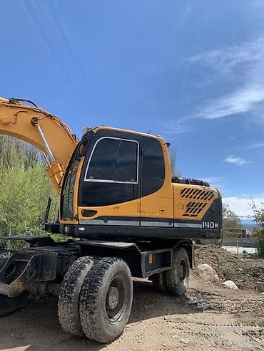 sp 4: Экскаватор, Hyundai, Колесный — 1