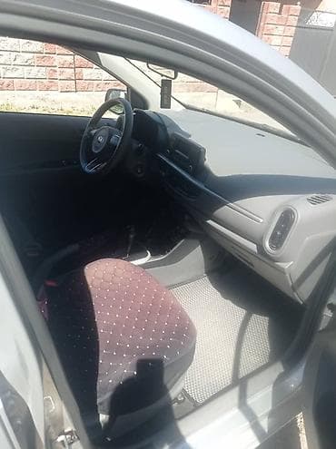 Продажа авто: Kia Morning: 2017 г., Автомат, Бензин, Хэтчбэк — 2