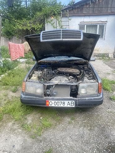 Mercedes-Benz W124: 1987 г., 2.3 л, Механика, Бензин, Седан