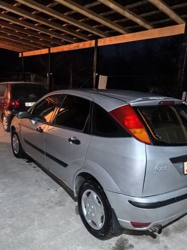 набор ключей для автомобиля в чемодане: Ford Focus: 2004 г., Хэтчбэк — 1