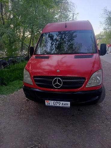 спиринтер кузов: Легкий грузовик, Mercedes-Benz — 8