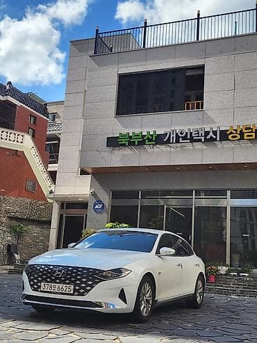 e klass: Hyundai Grandeur: 2020 г., Седан — 3