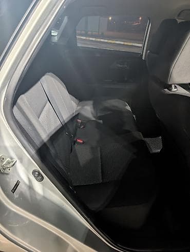 расрочка автомобиль: Toyota Corolla: 2017 г., 1.8 л, Автомат, Бензин, Хэтчбэк — 10