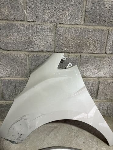 Линолеум: Крыло Переднее левое Chevrolet Cobalt, 2016 г., Б/у — 1