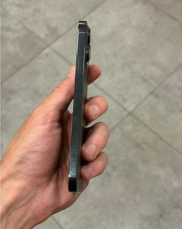 iphone xc: IPhone 13 Pro Max, Б/у, 256 ГБ, Alpine Green, Защитное стекло, 81 % — 2