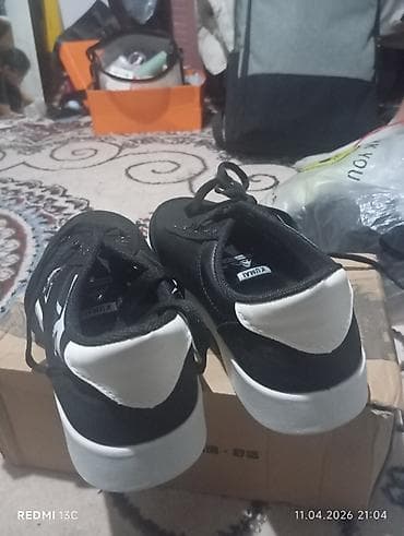 подросковый обувь: Мужские кроссовки, 43, Новый, цвет - Черный, Бесплатная доставка — 1