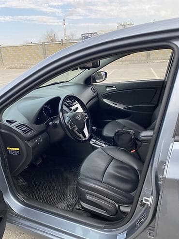малолитраж: Hyundai Accent: 2017 г., 1.4 л, Автомат, Бензин, Седан — 6