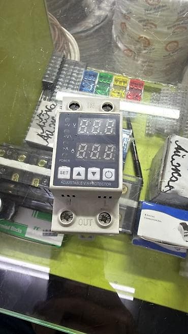 Регулируемое реле защиты по напряжению и току (Adjustable V/A