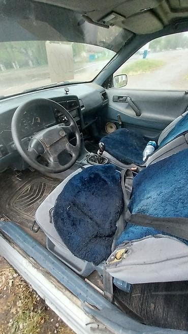 Volkswagen Passat Variant: 1993 г., 1.8 л, Ручные, Бензин, Универсал — 3