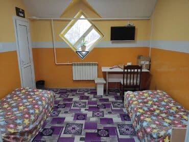 дешёвый гостиница: 100 м² — 3