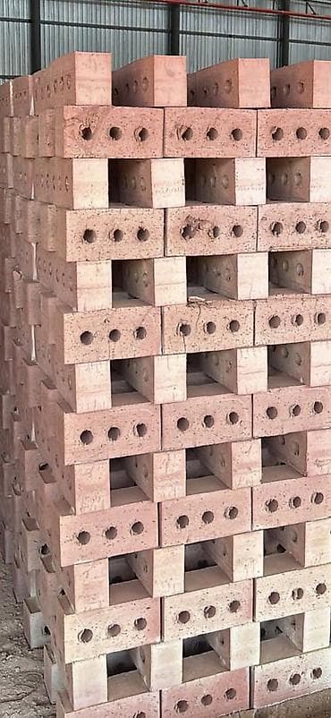 Кирпич керамический пустотелый (щелевой) по 6,5 сом - Материал