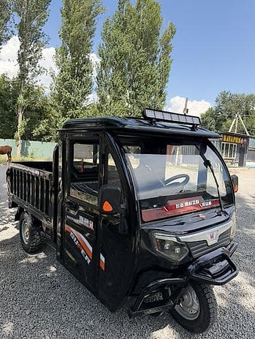 х5 2020: Грузовой электрический трицикл (кабина с дверями, бортовая платформа) — 1