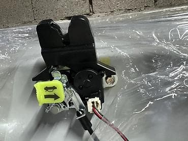 kia bango: Замок багажника KIA K5 JF L4NA 2017 (б/у) — 1