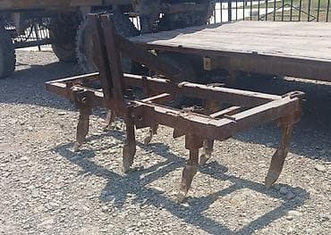 Тракторы John Deere: Трактор с навесным оборудованием Комплектация: - Колёсный трактор с — 2