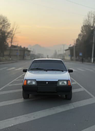 авто в нерабочем состоянии: ВАЗ (ЛАДА) 21099: 2003 г., 1.5 л, Механика, Бензиновая, Седан — 1