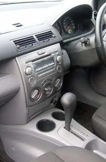 кулиса ауди с4: Торпедо Mazda 2005 г., Б/у, Оригинал, Япония — 7